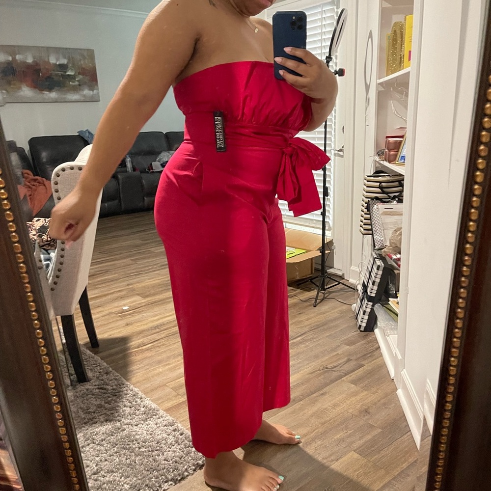 New York and Company strapless rhomper - Picture 5 of 7